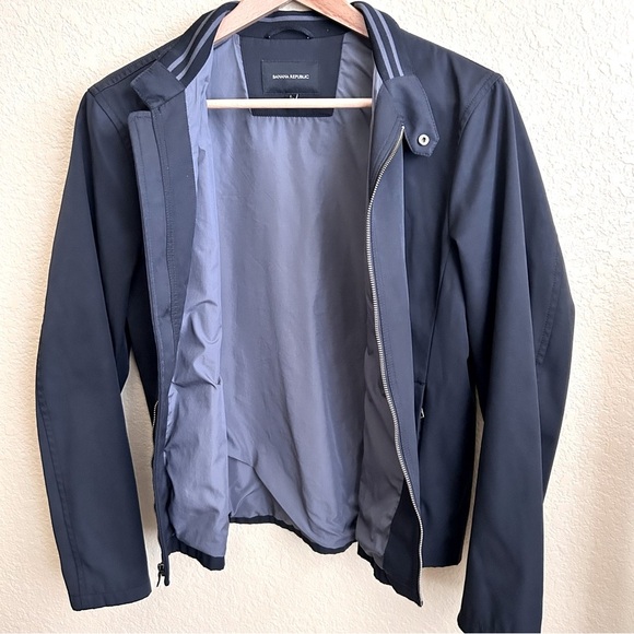 Banana Republic Lightweight Full Zipper Jacket - Picture 4 of 6